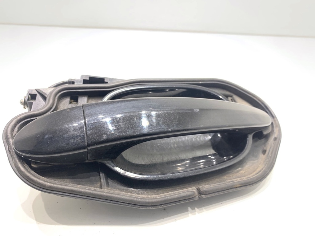 [STARK-868033] Manilla exterior de puerta derecha delantera BMW Serie 5 (E60) 2003-2010