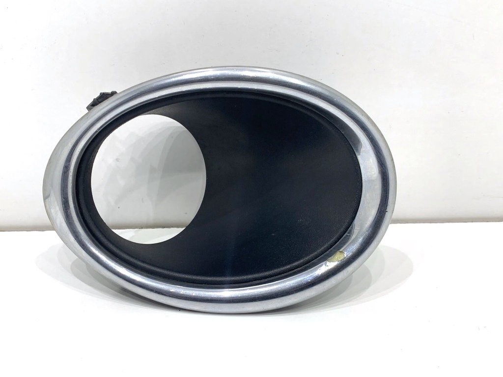 [STARK-871782] Rejilla de parachoques delantero izquierda Nissan Qashqai II (J11) 2013-2022