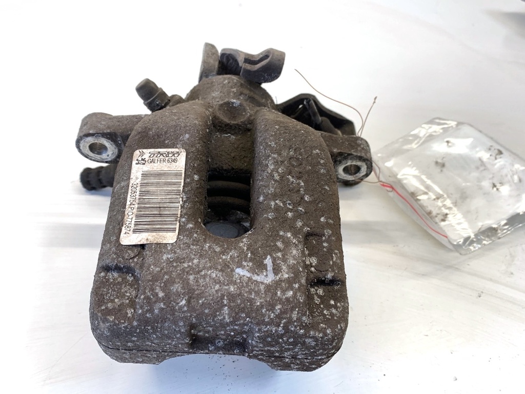 [STARK-876048] Pinza de freno trasera izquierda PEUGEOT 2008 I 1.2 THP / PureTech 130