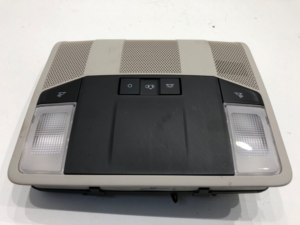 [STARK-880543] Lámpara de techo Mitsubishi Eclipse Cross (GK_) 2017-2022