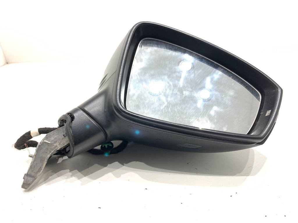 [STARK-811864] Retrovisor derecho VW Tiguan (AD1, AX1) 2.0 TDI 4motion 110 kW 2016-2020