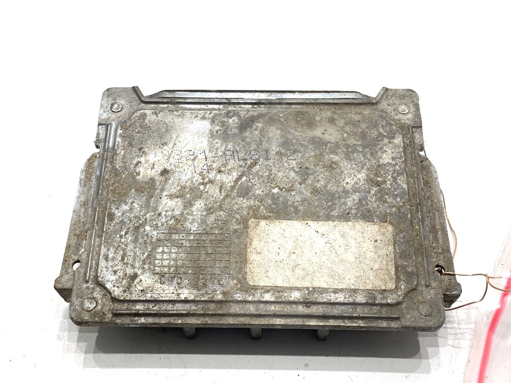 [STARK-881547] Convertidor de xenón Jeep Grand Cherokee IV (WK, WK2) 2010-2022