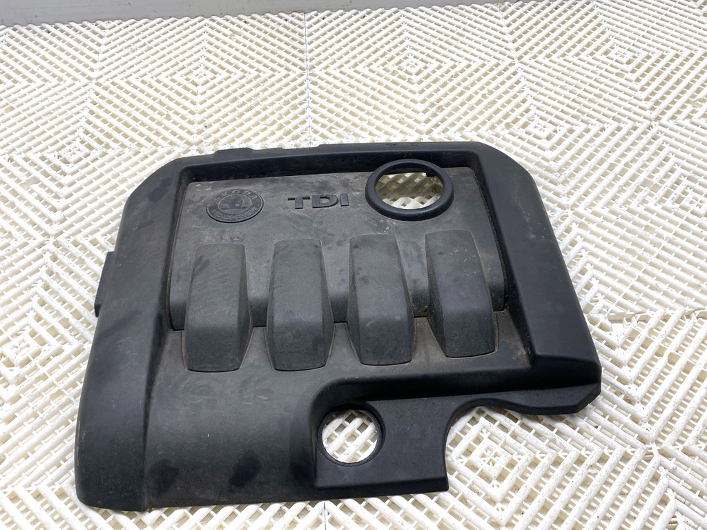 [STARK-883362] Tapa de motor SKODA OCTAVIA II (1Z3) 1.9 TDI 77 kW (105 CV) 2004-2013