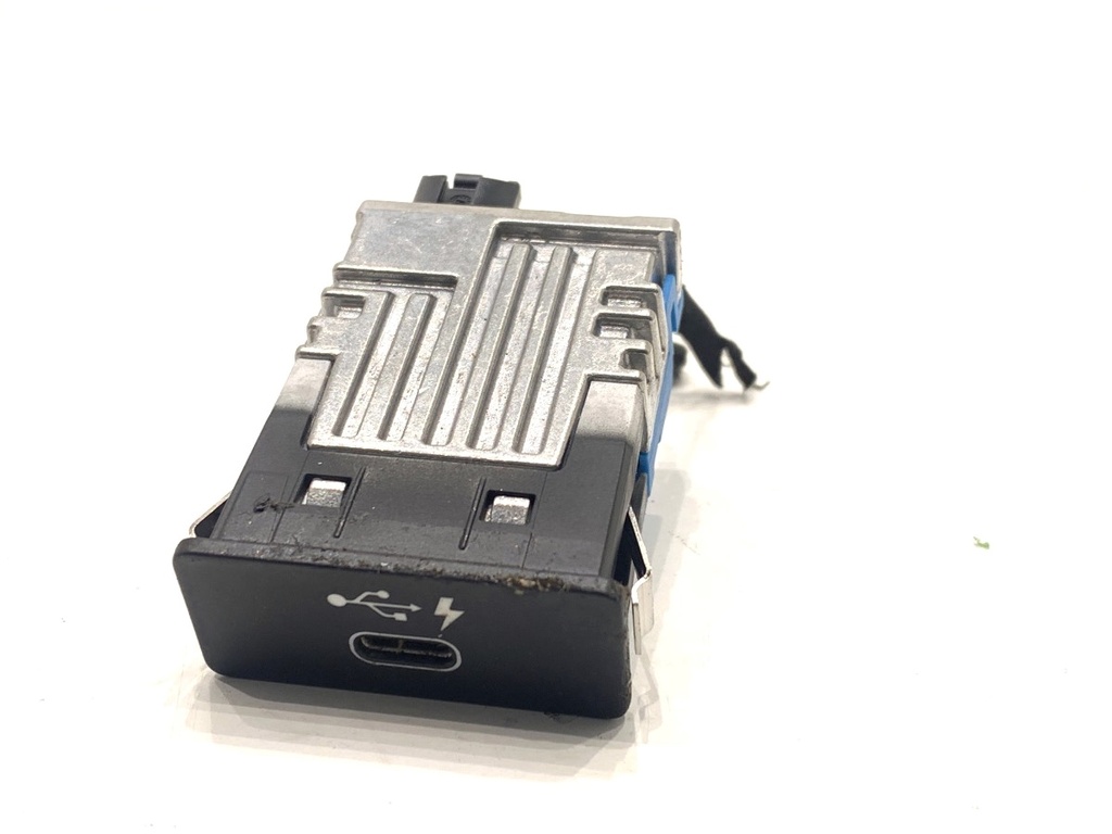 [STARK-887966] Puerto USB BMW X5 (G05, F95) 8711939