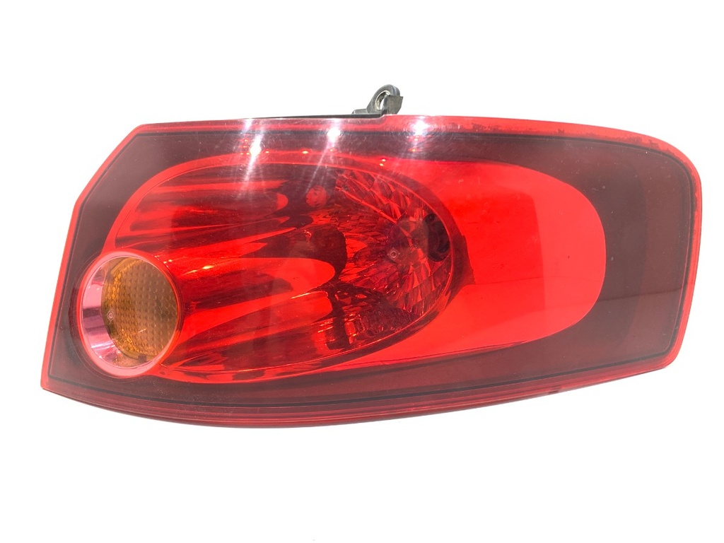 [STARK-888769] Piloto trasero derecho Fiat Croma (194_) 2.2 16V 108 kW gasolina 2005-2022