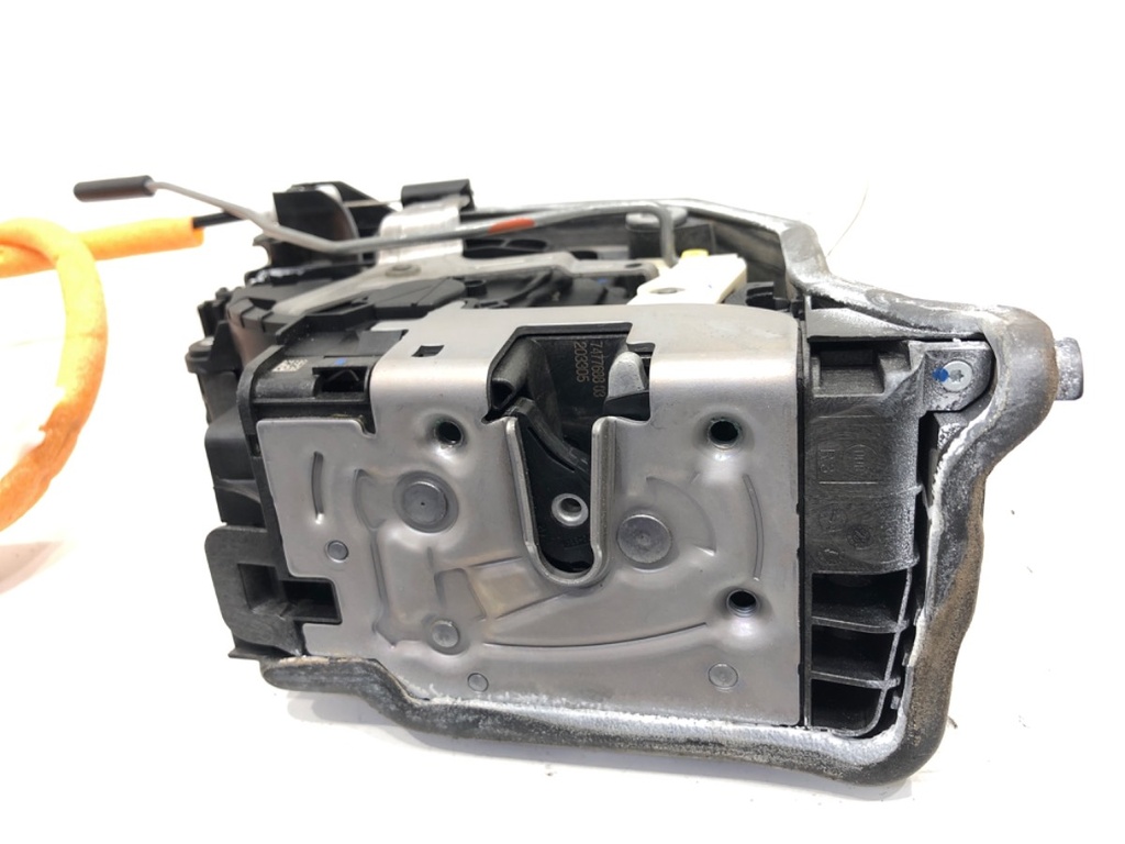 [STARK-894399] Cerradura de puerta delantera derecha BMW Serie 5 (G30, F90) 2016-2022