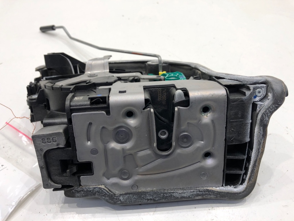[STARK-894397] Cerradura de puerta trasera derecha BMW Serie 5 (G30, F90) 2016-2022