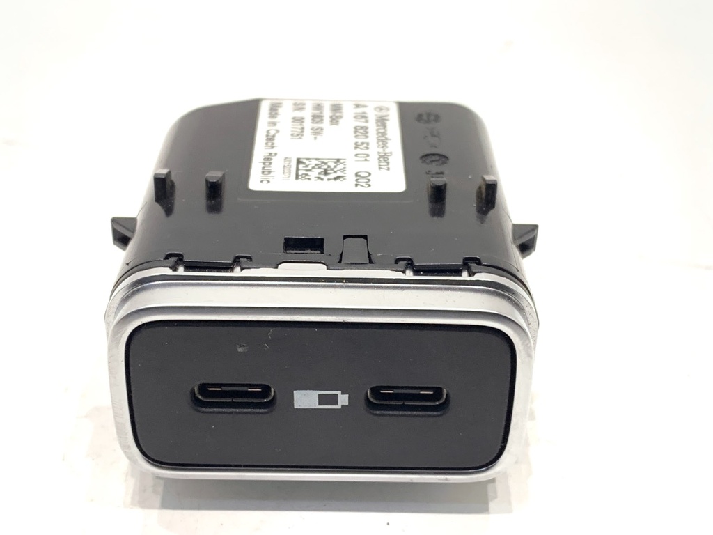 [STARK-898171] Puerto USB MERCEDES-BENZ GLE (V167) 2018-2021