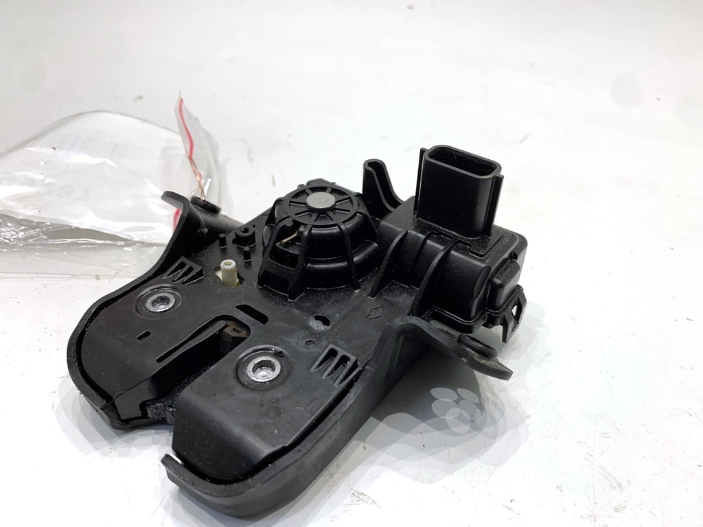 [STARK-899287] Cerradura de portón trasero Nissan Qashqai III (J12) 1.3 DIG-T 2021-2022