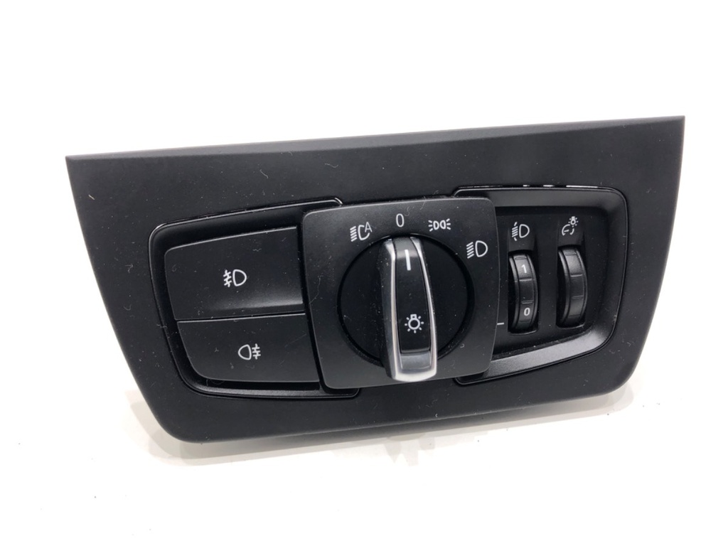 [STARK-902147] Interruptor de luces BMW Serie 3 (F30, F80) 2011-2018