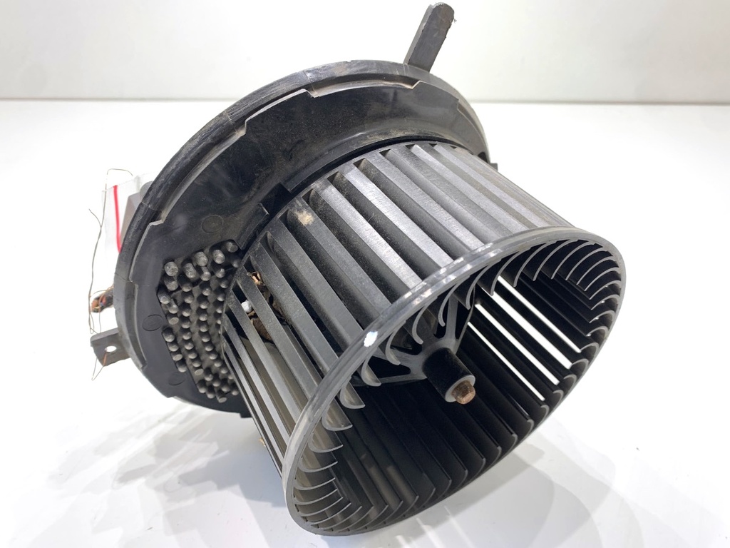 [STARK-903155] Ventilador de admisión de aire VW Passat B6 (3C2) 1.9 TDI 2005-2010