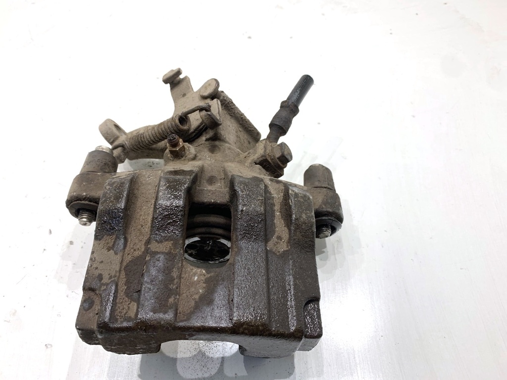 [STARK-903215] Pinza de freno trasera izquierda OPEL VECTRA C Kombi (Z02) 1.9 CDTI 110 kW 2004-2008