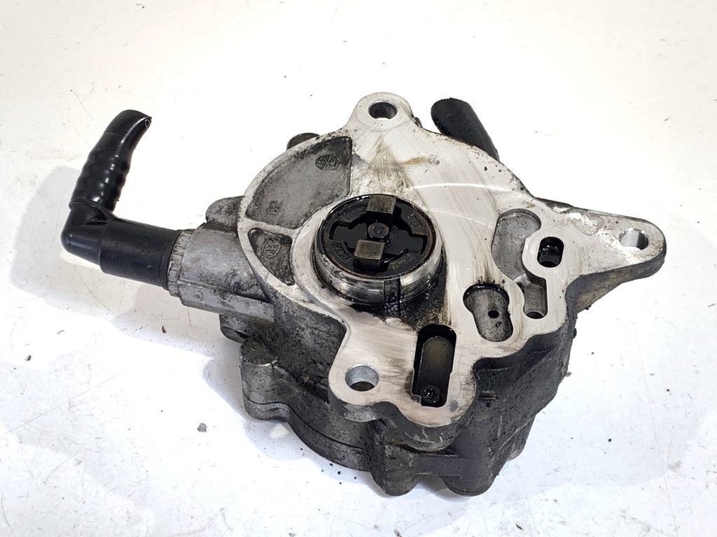 [STARK-902653] Bomba de vacío para Skoda Octavia II (1Z3) 2.0 TDI 2005-2010