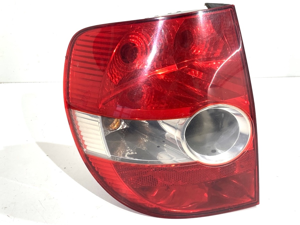[STARK-903600] Óptica trasera izquierda VW Fox liftback (5Z1, 5Z3, 5Z4) 2003-2015, ref. 5Z0945095A