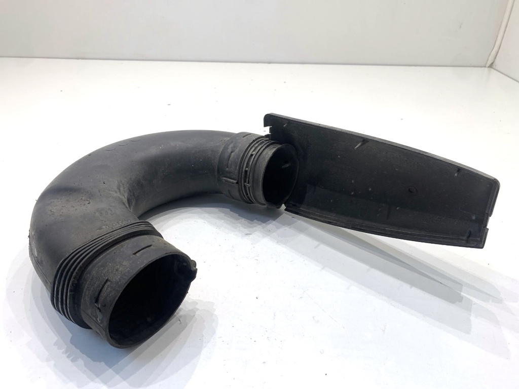 [STARK-904074] Filtro de aire VW Touran (1T1, 1T2) 2003-2010 1.9 TDI