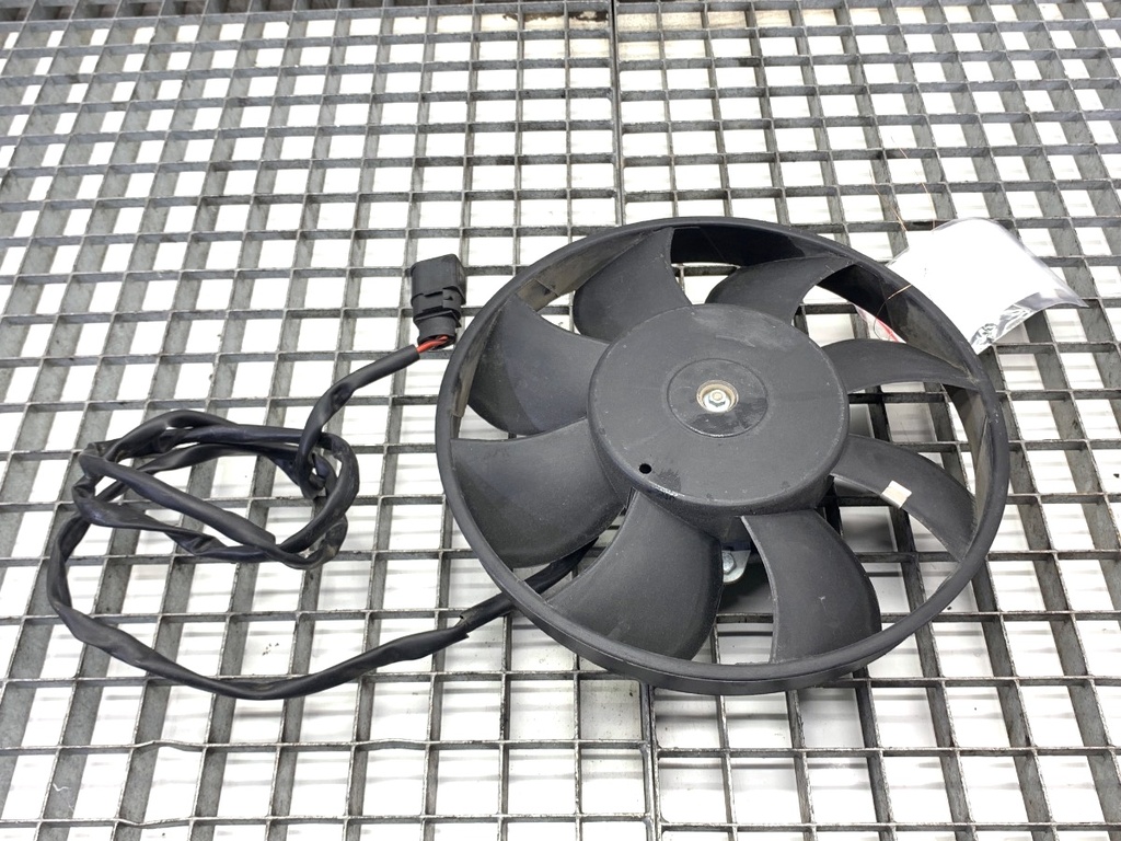 [STARK-905101] Ventilador de radiador de aire acondicionado VW Passat B5.5 (3B3) 2000-2005 2.5 TDI 4motion 132kW 180CV