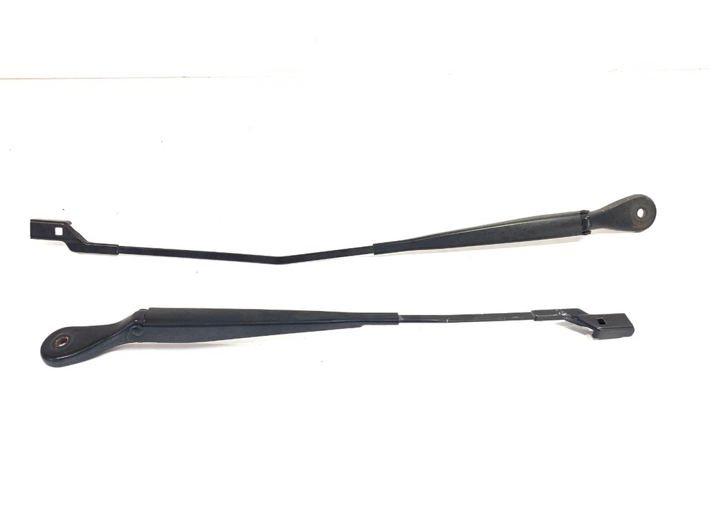 [STARK-906492] Brazo limpiaparabrisas delantero BMW Serie 2 Active Tourer F45 (2013-2022)
