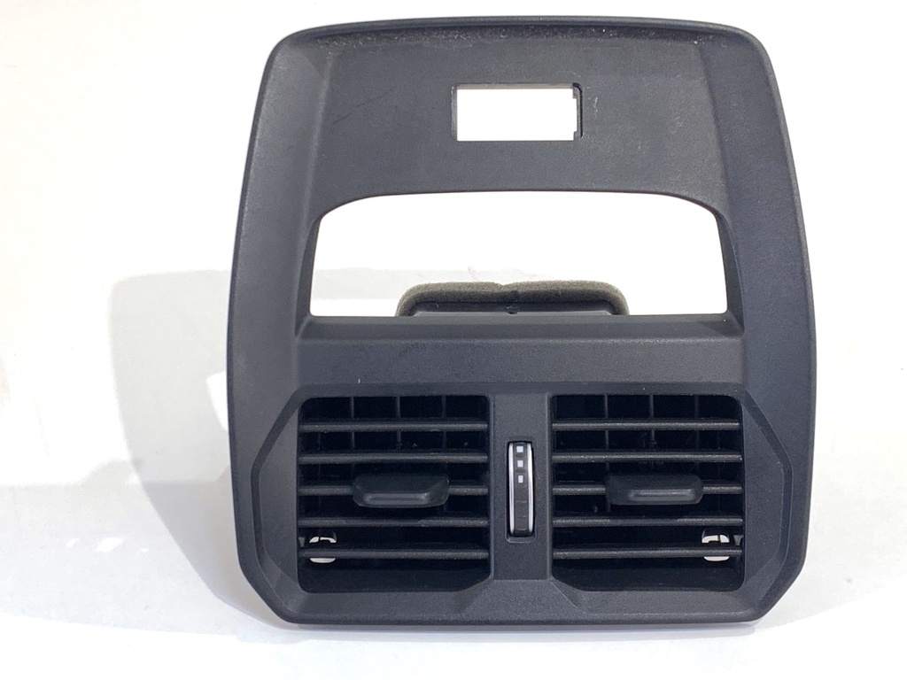 [STARK-906117] Salida de aire trasera BMW Serie 3 Touring (G21, G81) 2019-2022