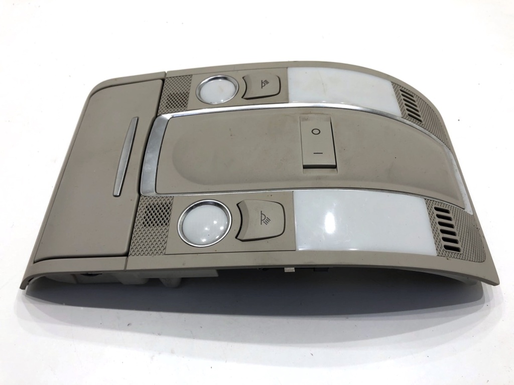 [STARK-911435] Lámpara de techo AUDI Q7 (4LB) 3.0 TDI quattro 2006-2016