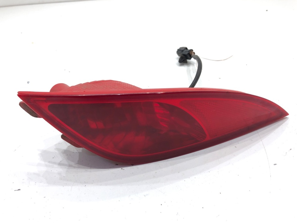 [STARK-914026] Piloto trasero izquierdo de parachoques HYUNDAI ix35 (LM, EL, ELH) 2009-2022