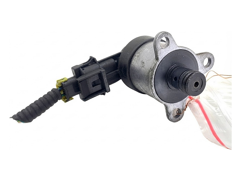 [STARK-917658] Regulador de presión de combustible KIA CEE'D (JD) 1.6 CRDi 110 81 kW
