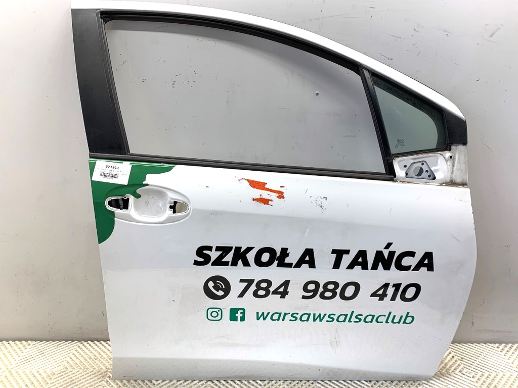 [STARK-871911] Puerta delantera derecha TOYOTA YARIS (_P13_) 2010-2022