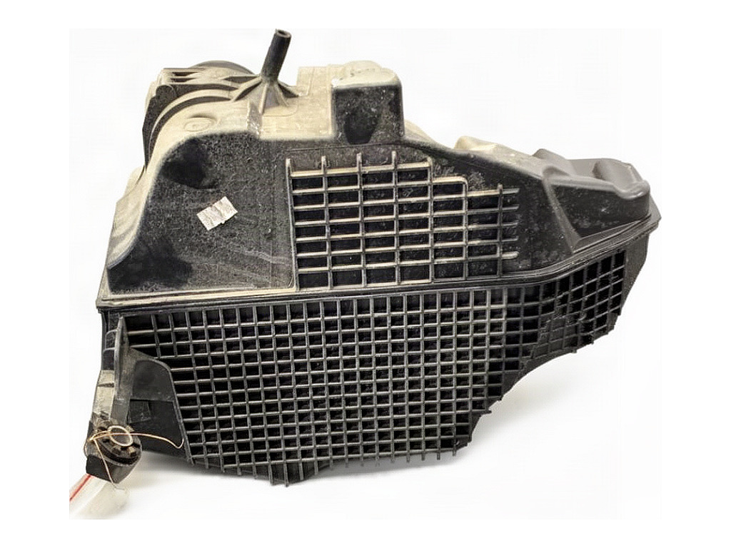 [STARK-938364] Caja de filtro de aire Dacia Lodgy (JS_) 1.6 SCe 100 75 kW 2015-2022
