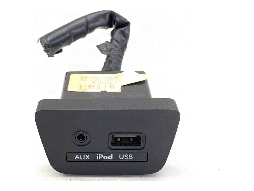 [STARK-941327] Puerto USB HYUNDAI i30 (GD) 2011-2016
