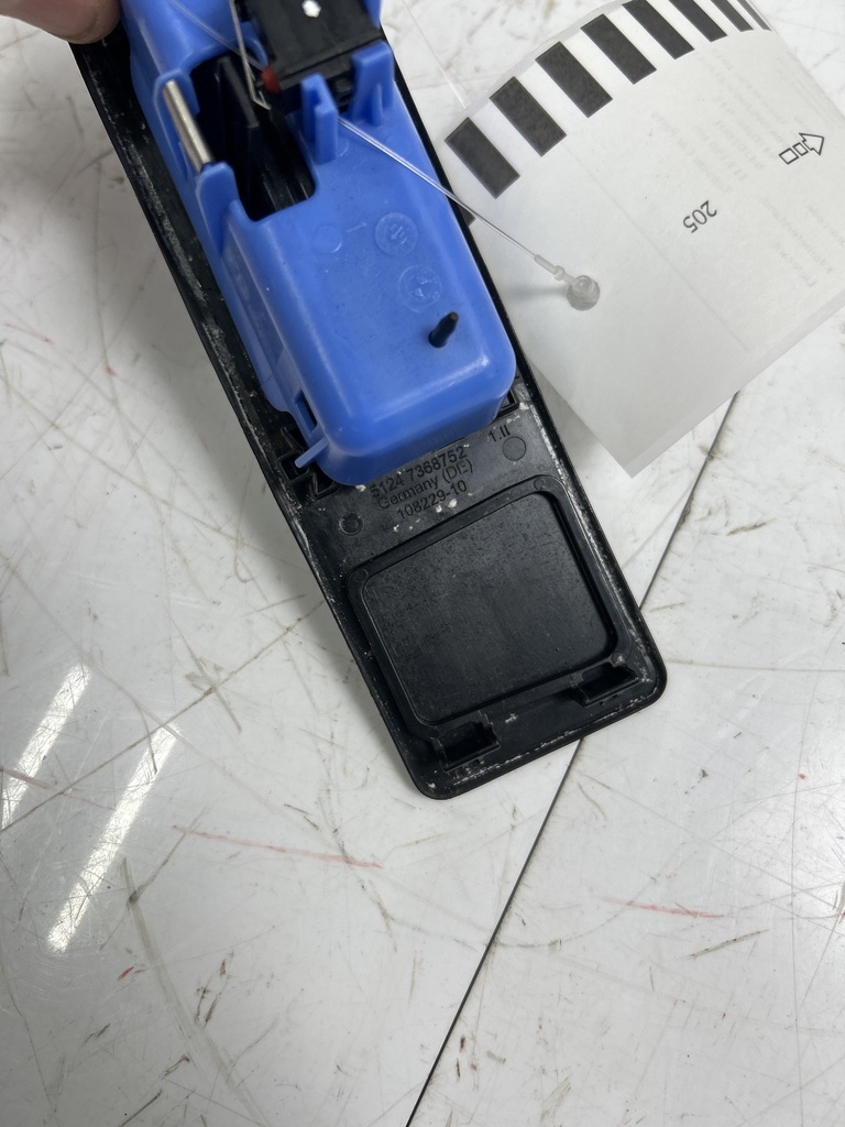 [MTD-498819] Manija del portón trasero BMW Serie 3 320d M F30 2.0 N47D20C 7368752