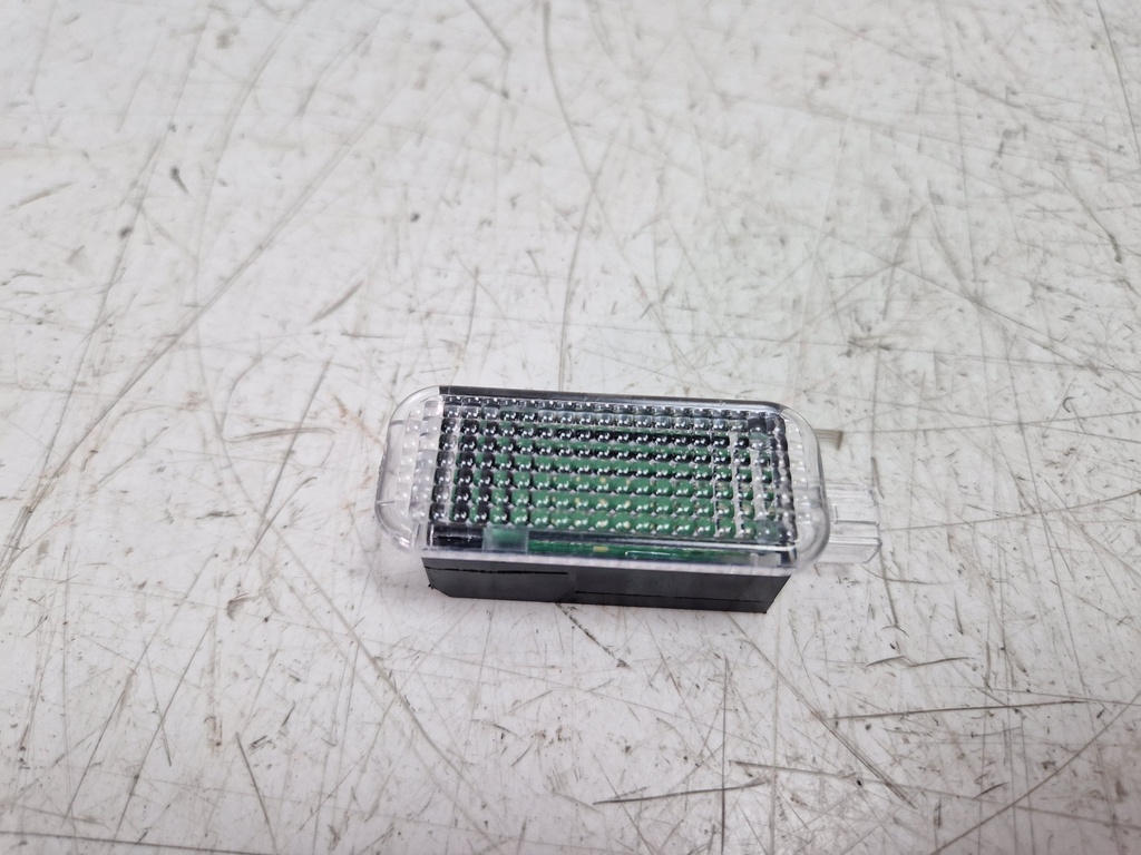 [MTD-499103] Luz interior Porsche Panamera 971 2.9 V6 CSZB 8J0947409B