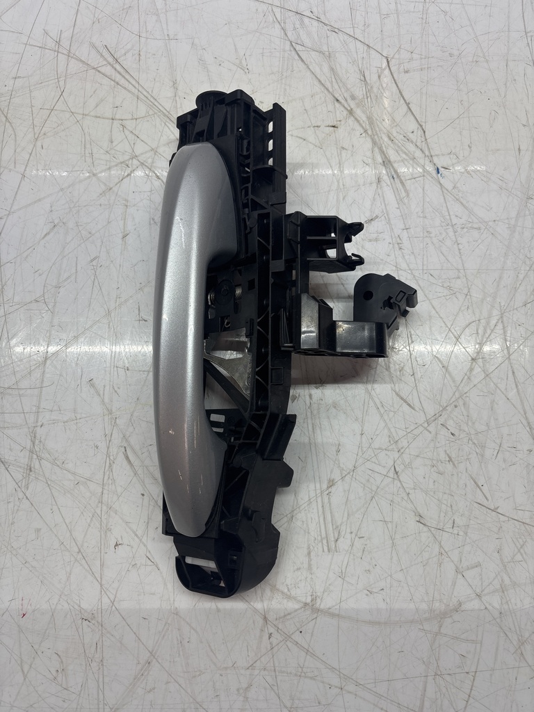 [MTD-500830] Tirador de puerta trasera derecha plata Mercedes E-Klasse W213 E 220 d 2016-2023