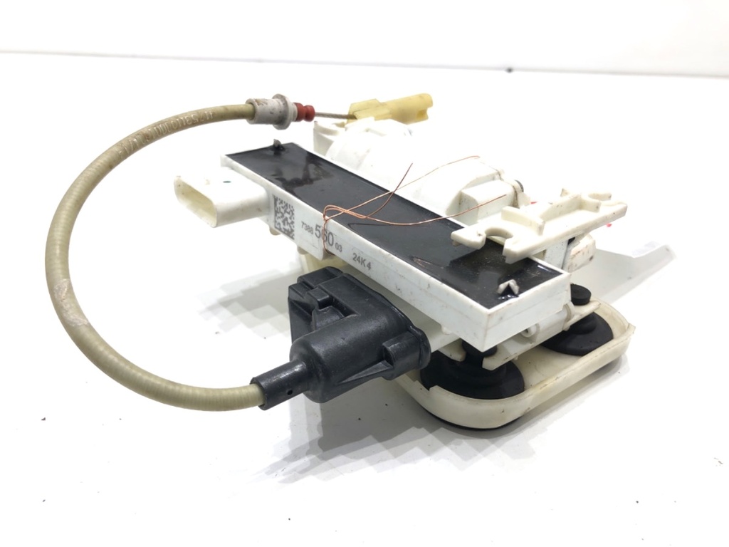 [STARK-825994] Cerradura de puerta delantera derecha BMW X6 (F16, F86) 2014-2019