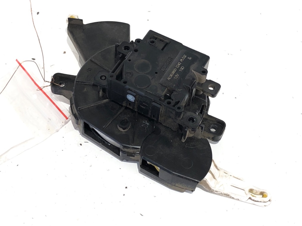 [STARK-733446] Calefactor auxiliar Toyota Corolla Kombi (_E21_) 2.0 Hybrid (MZEH12) 2019-2022