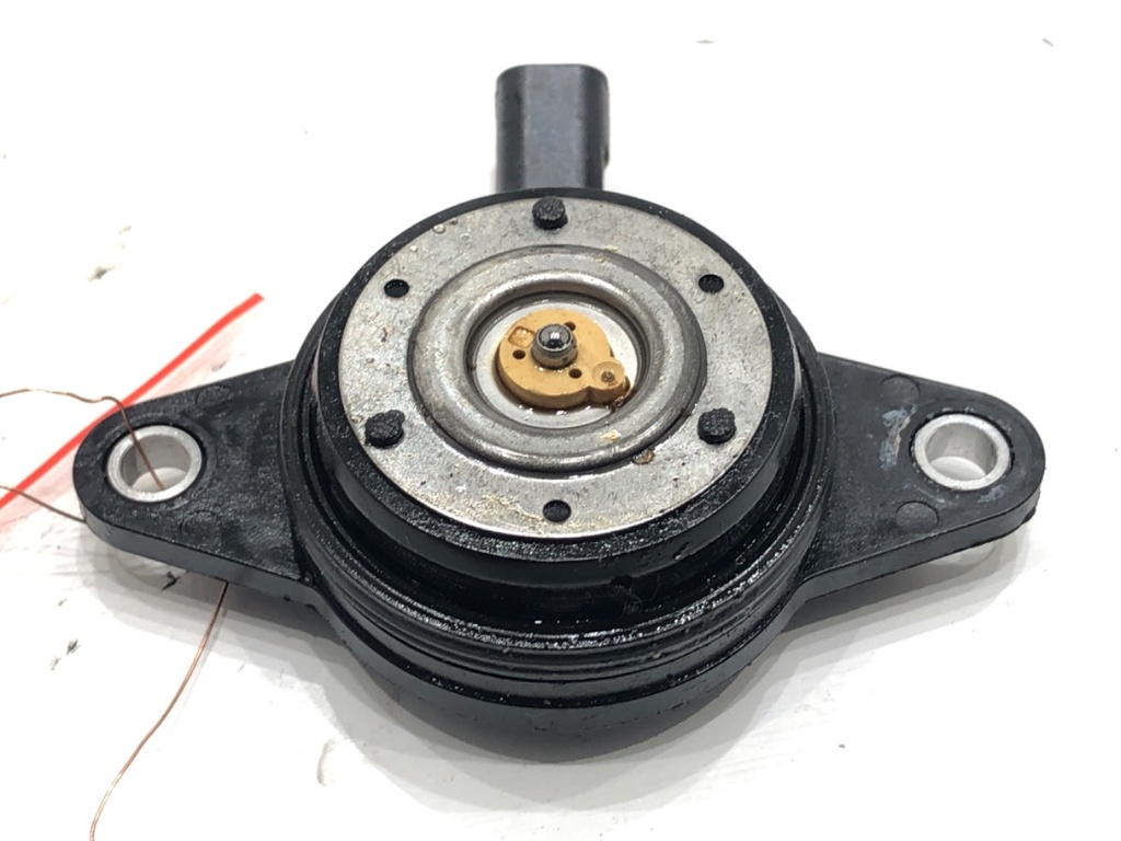 [STARK-735605] Sensor de posición del árbol de levas VW Golf VIII (CD1) 1.5 TSI 96 kW 04E906423C