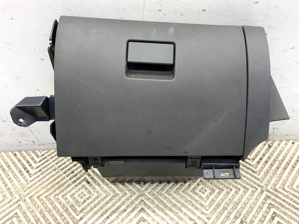 [STARK-736030] Guantelete pasajero Ford Kuga I 2008-2012