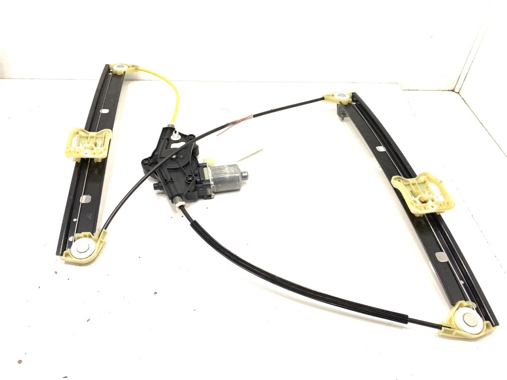 [STARK-738213] Elevador de ventanilla delantero derecho AUDI A4 B9 Avant (8W5, 8WD) 2015-2025