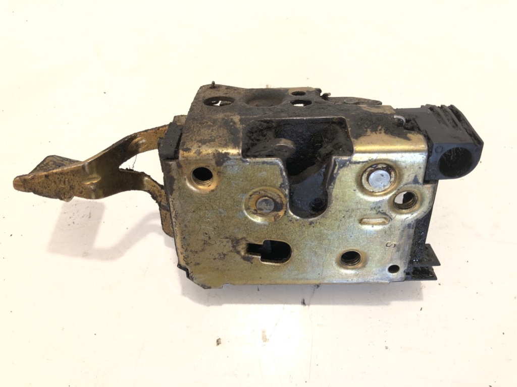 [STARK-750270] Cerradura de puerta delantera izquierda FIAT DUCATO Platforma/podwozie (230) 1994-2002