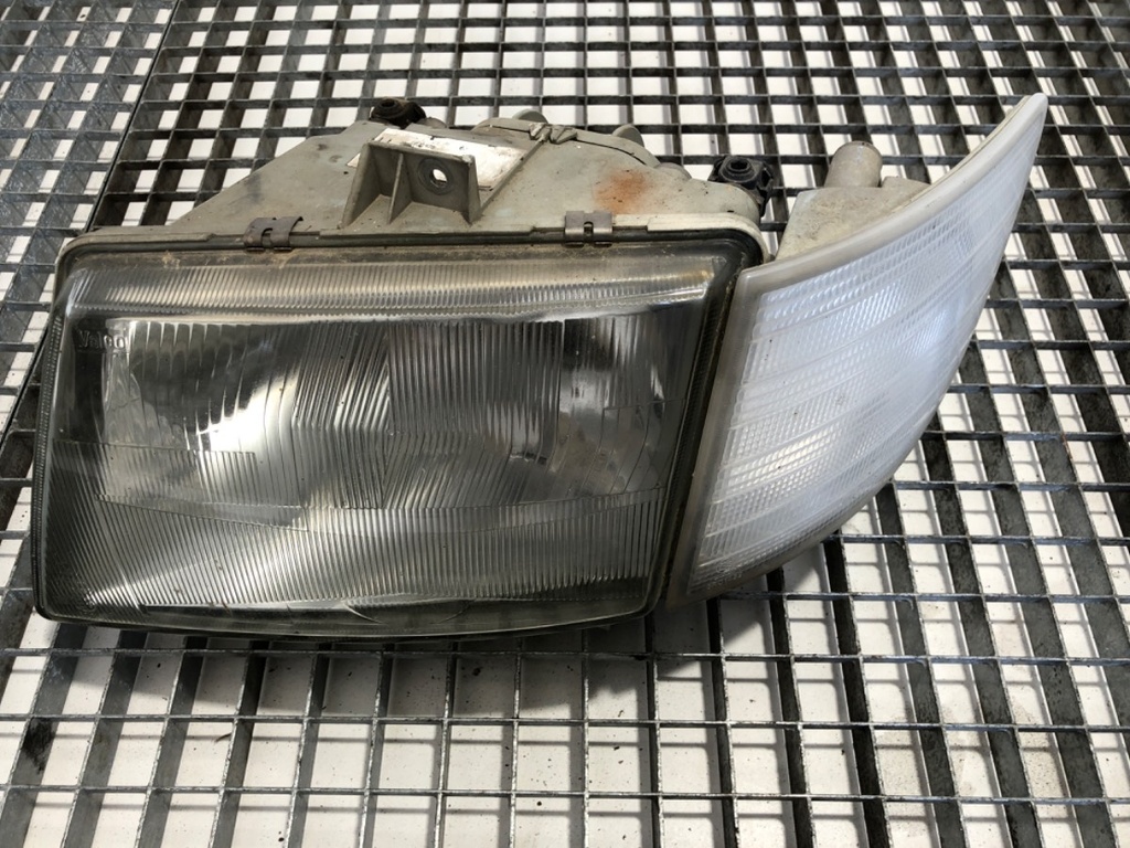 [STARK-755910] Faros delanteros izquierdos Mercedes-Benz Vito Autobus (W638) 1996-2003
