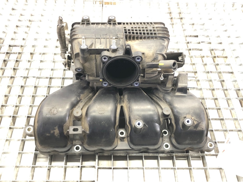 [STARK-522248] Colector de admisión LEXUS GS (_L1_) 2011-2022 300h (AWL10_) 133 kW