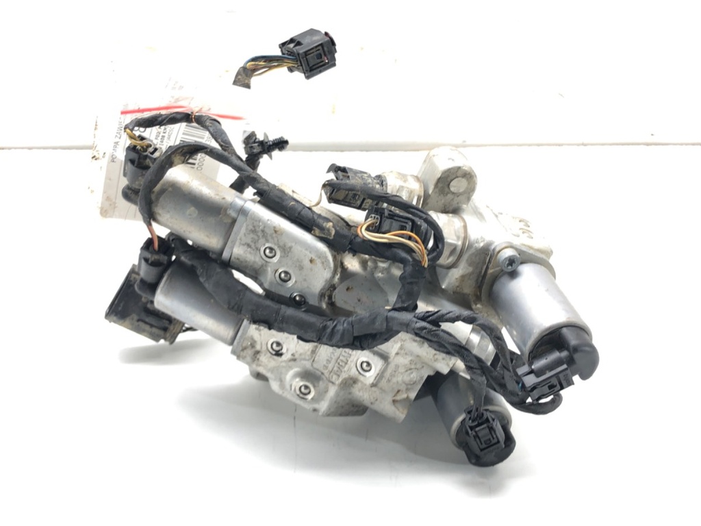 [STARK-523855] Bomba de suspensión BMW Serie 7 (F01, F02, F03, F04) 2008-2015