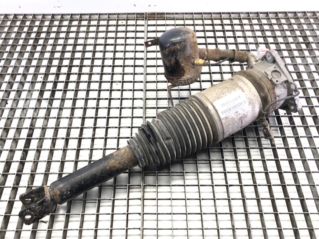[STARK-560869] Amortiguador trasero izquierdo Audi A8 D3 (4E2, 4E8) 2002-2010