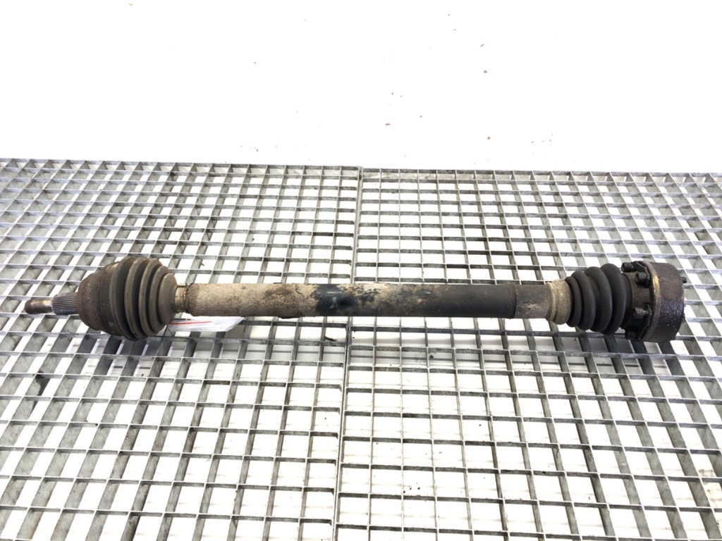 [STARK-588565] Semieje derecho delantero VW Bora I (1J2) 2.0 85 kW 1998-2013
