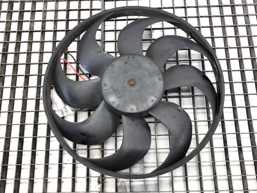 [STARK-703993] Ventilador del radiador CITROËN C4 Picasso II 1.2 THP 130 96 kW (2014-2022)
