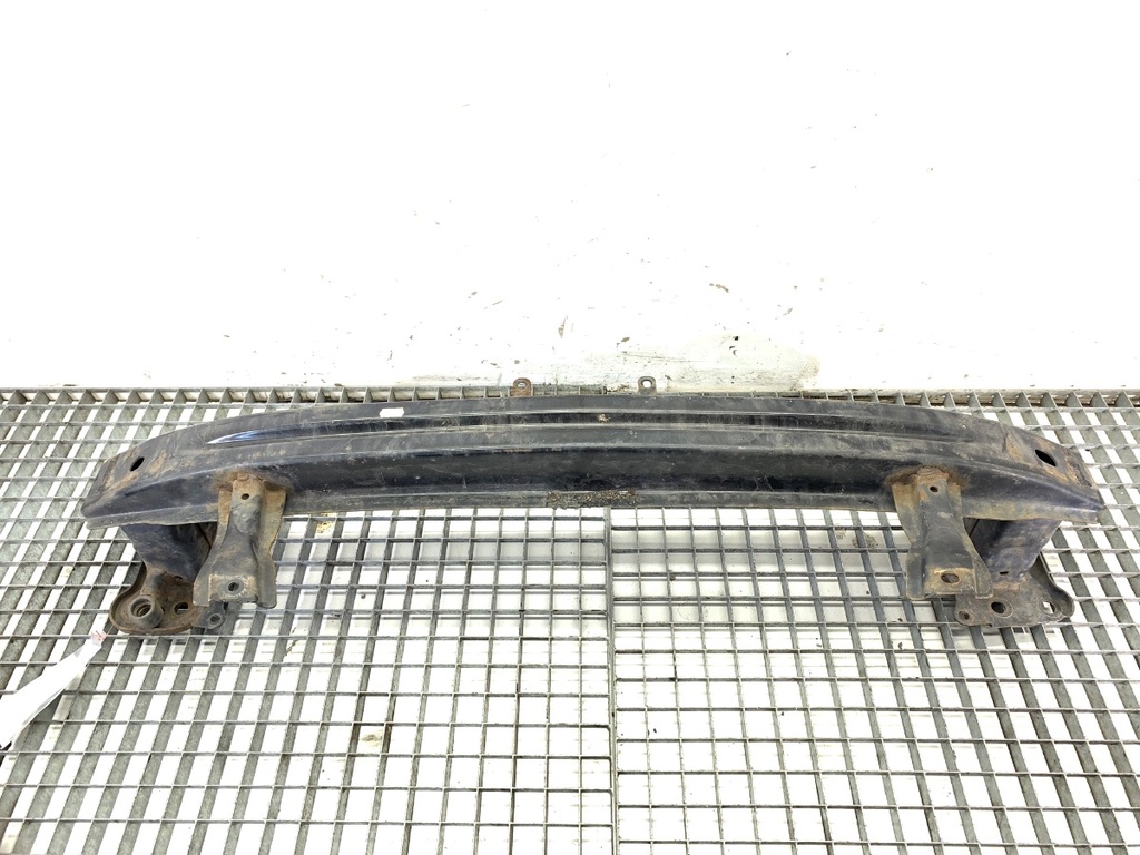 [STARK-731174] Barra de parachoques delantero VW Passat B6 Variant (3C5) 2005-2011