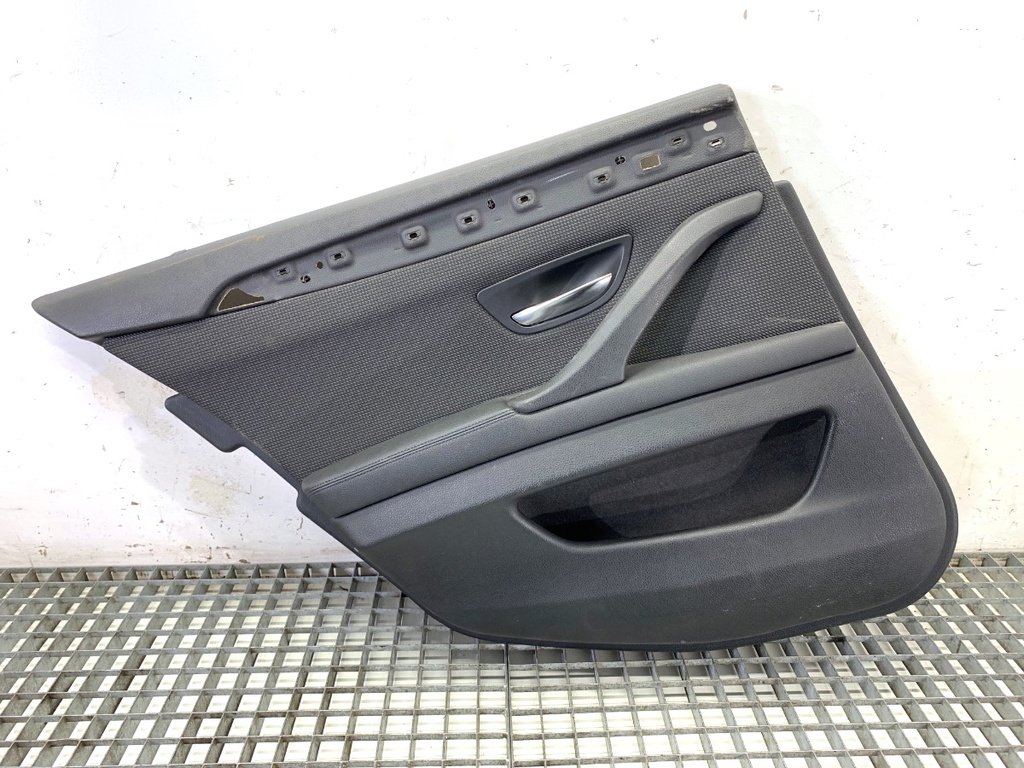 [STARK-734395] Panel de puerta trasera izquierdo BMW Serie 5 Touring (F11) 2009-2017