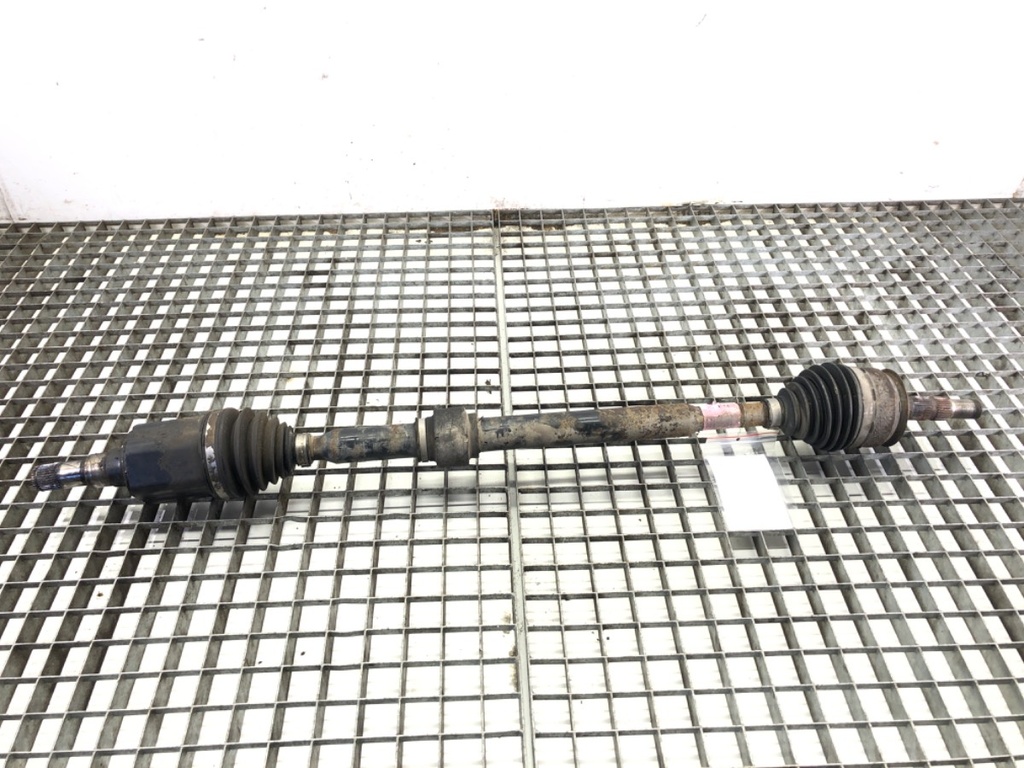 [STARK-754886] Semieje delantero derecho Chevrolet Cruze liftback (J305) 2010-2022