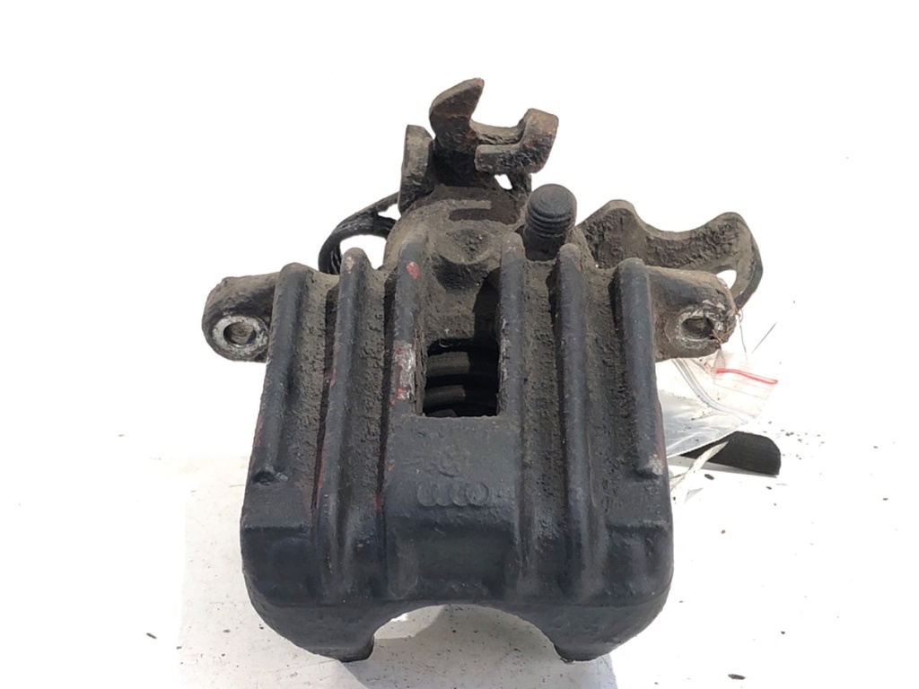 [STARK-757414] Pinza de freno trasera derecha VW Passat B5.5 (3B3) 2000-2005