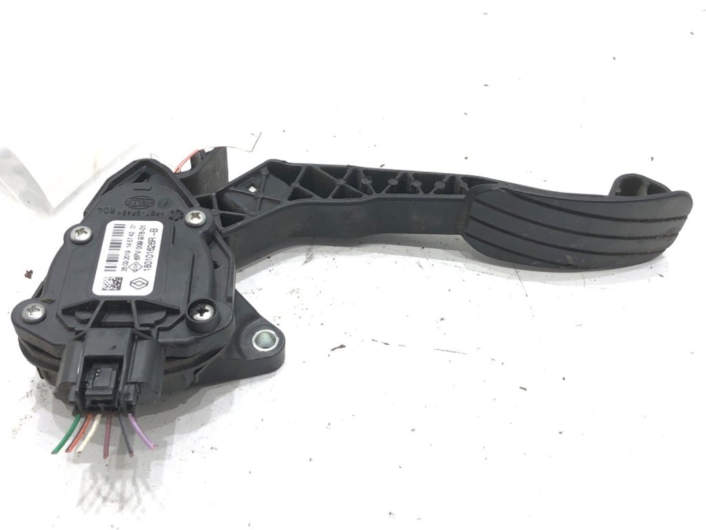 [STARK-758797] Potenciometro de mariposa Renault Master III Autobus (JV) 2.3 dCi 170 FWD 125 kW 2011-2022