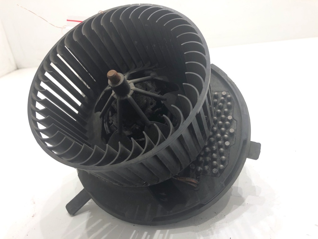 [STARK-775593] Ventilador de admisión SEAT Alhambra (710, 711) 2.0 TDI 103 kW 2010-2022