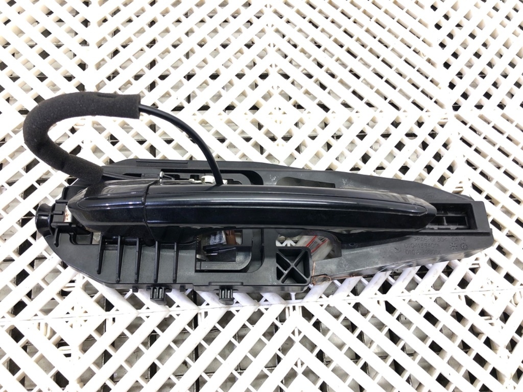 [STARK-811790] Manilla exterior de puerta delantera derecha Ford Mondeo V liftback (CE) 2.0 TDCi 110 kW 2014-2022